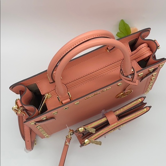 MICHAEL KORS RAYNE MD EW SATCHEL & WRISTLET SET - Picture 5 of 16